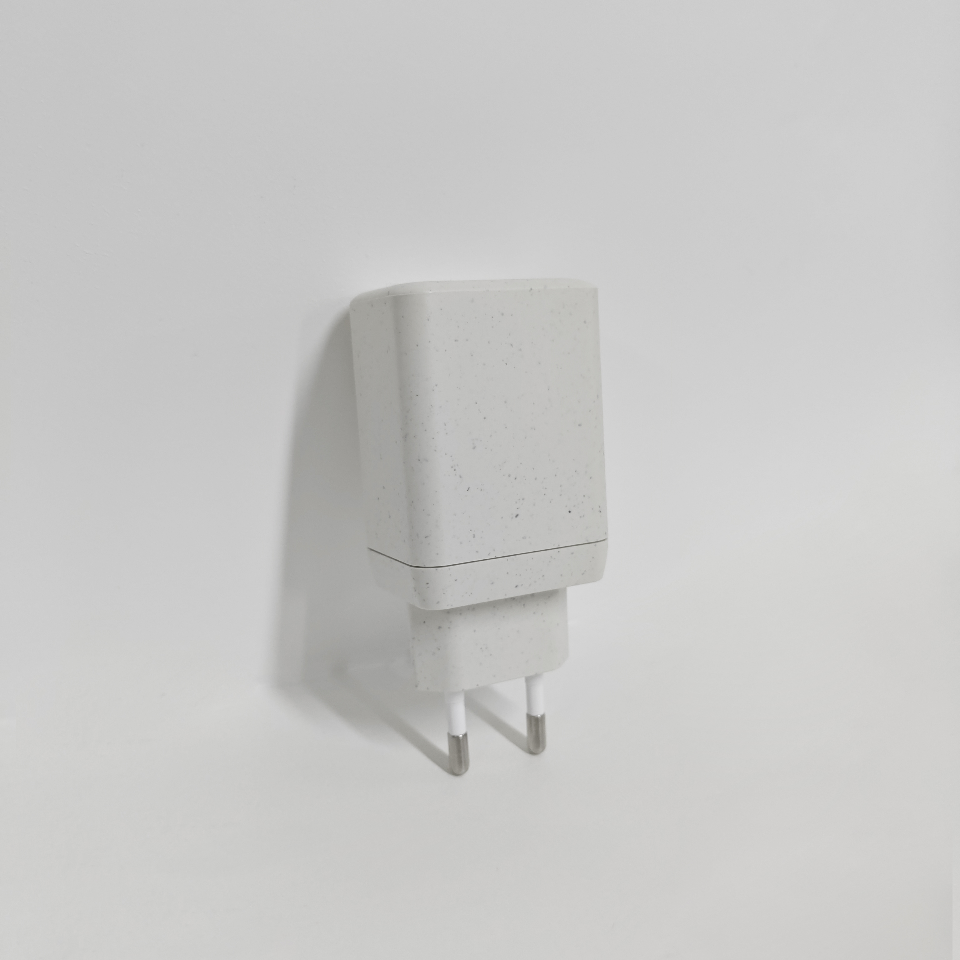 35W GaN PD  2Type-c Ports EU  Fast Travel Charger for iphone 16 - copy